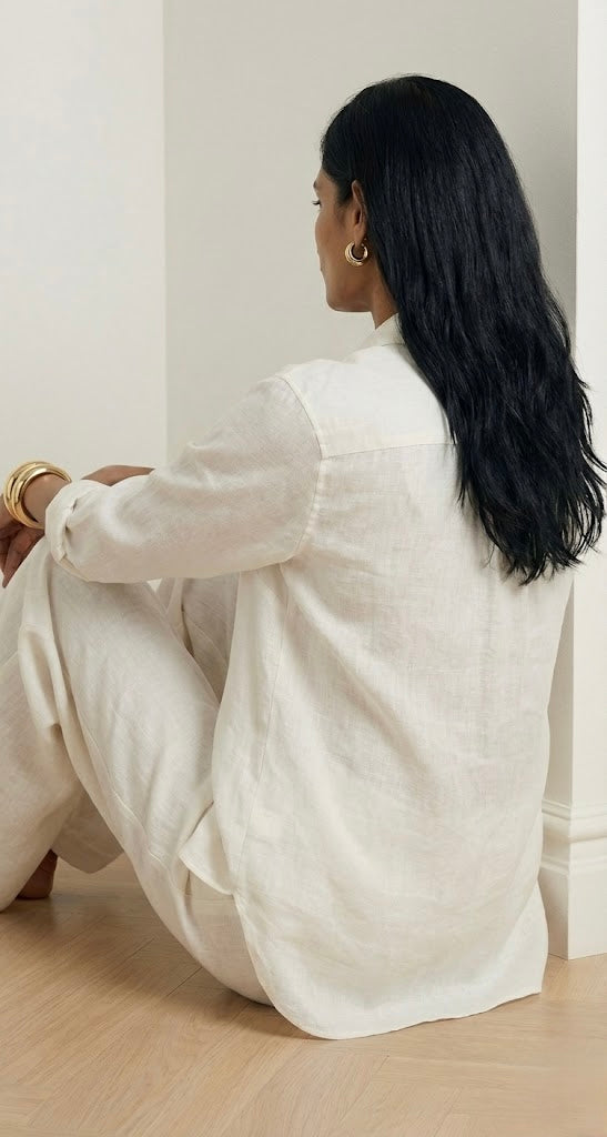 WHITE CANVAS 
LONGLINE RELAXED SHIRT