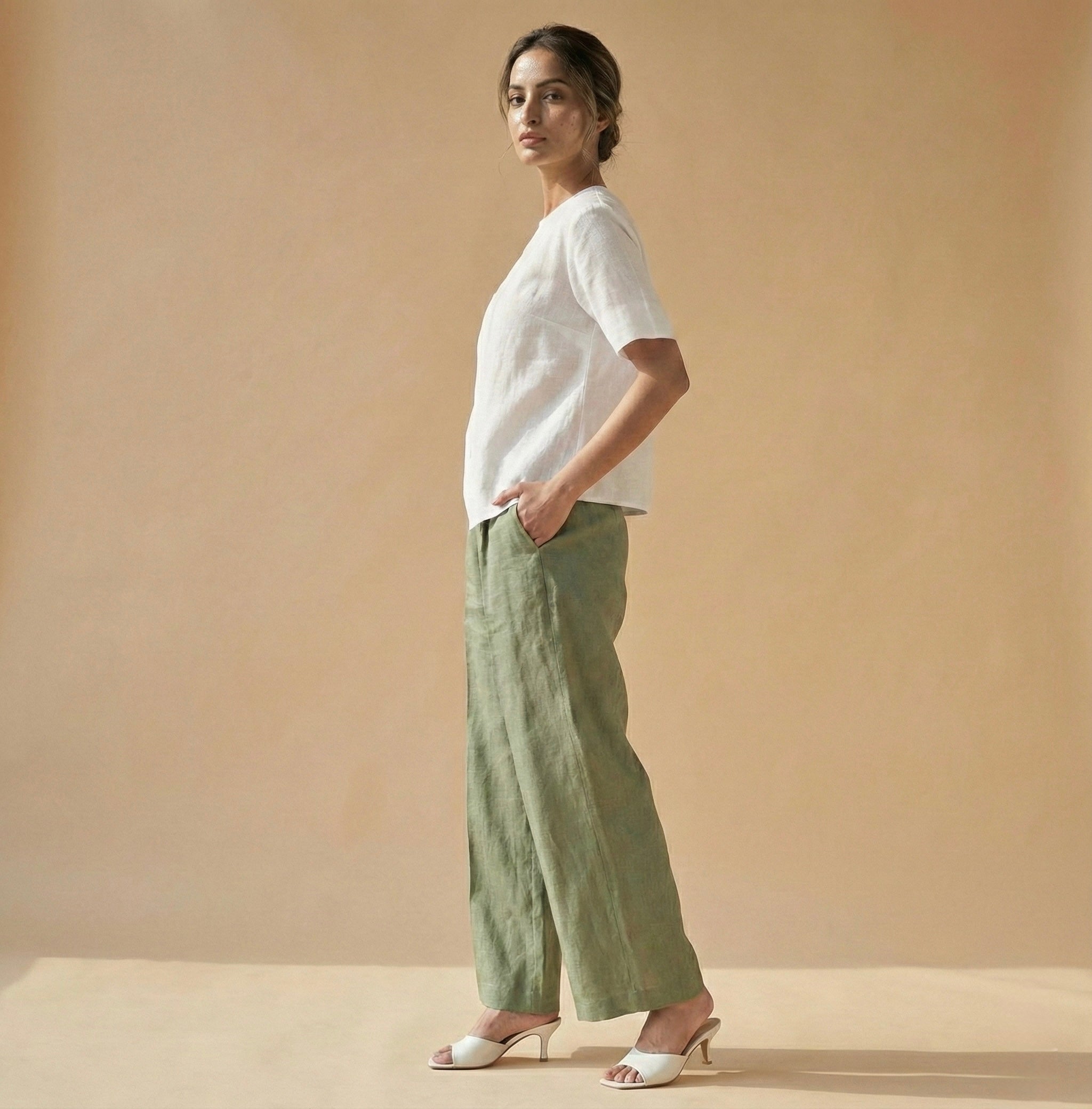 WHITE COVE 
BUTTON UP