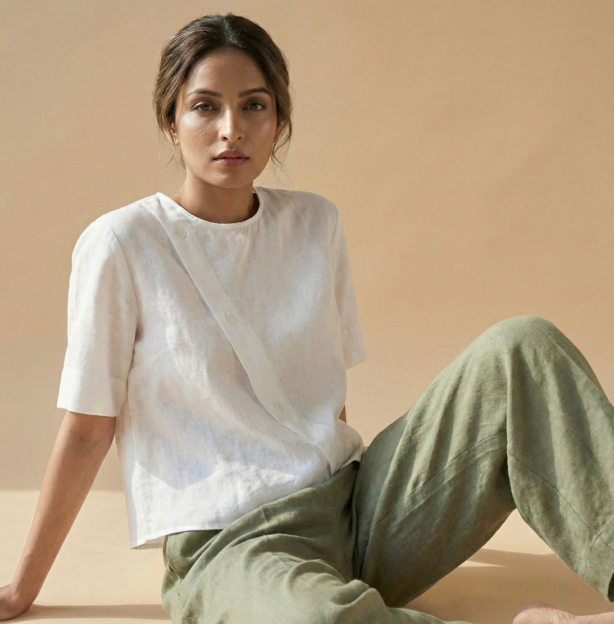 WHITE COVE 
BUTTON UP